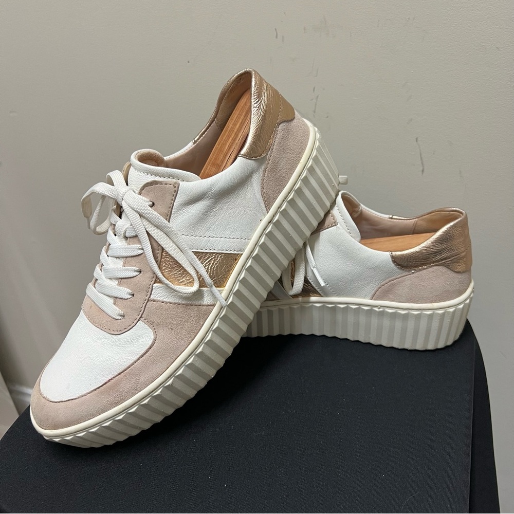 Gabor Women’s Dazzling 23.203 Platform Sneakers